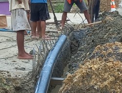 Pekerjaan Galian Pipa Abaikan Keselamatan Pekerja Dan Pengguna Jalan