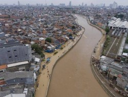 Menteri PUPR Soal Normalisasi Ciliwung Mandek: Tanya Pak Anies