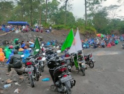 Mata Air Hilang, 2.000 Warga Lereng Merapi Demo agar Penambangan Pasir Ilegal Dihentikan
