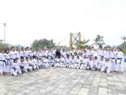 Rezka Oktoberia Dikukuhkan Sebagai Ketua Umum Pengcab TAKO Sumatera Barat