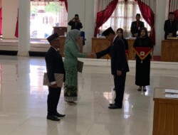 PJ. Bupati Barito Selatan Beserta Jajarannya Hadiri Pelantikan PAW Anggota DPRD Barsel