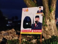 Wulan Denura dan Bustomi Viral, Satu Baliho Rusak, Puluhan Masyarakat Ikut Berpartisipasi Memasangnya Lagi