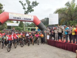 ASRI, Disparpora dan Nagari Kunangan Parit Gowes Bareng di Danau Biru Kamang Baru Sijunjung