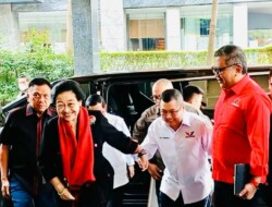 Pramono Anung Dampingi Mega di Rapat Pimpinan Partai Koalisi di Akhir Batas Pendaftaran Capres Cawapres
