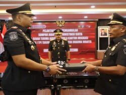 Ibnu Chuldun Lantik dan Ambil Sumpah Pejabat Baru di Lingkungan Kanwil Kemenkum DKI Jakarta