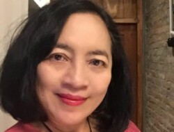 Diskusi SATUPENA, Nia Samsihono: Generasi Z Tertinggal Dalam Komunikasi Lisan dan Tertulis   