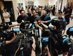 Ganjar Mahfud Bahas Isu Strategis Persiapkan Debat Pilpres