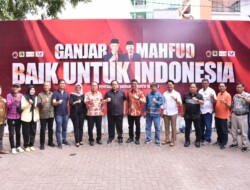 Ganjar-Mahfud Anggarkan Dana Abadi bagi Kyai dan Ulama Berusia 60 tahun ke atas