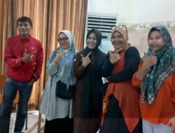 Warga Bukik Apik Bukittinggi, Ucapkan Terima Kasih Kepada KPU dan Rezka Oktoberia