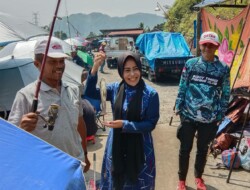 Anggota DPR RI, Rezka Oktoberia Ikuti Lomba Mancing Mania yang Bertabur Door prize di Bio Homestay Solok Bio-Bio