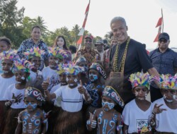 GANJAR Janjikan Akses Pendidikan lebih Gampang dan Mudah kepada Anak Papua