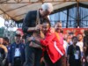 Capres Ganjar Pranowo Bertemu Mahasiswa Papua yang Pernah Dibantu Selesaikan Pascasarjana di UNDIP