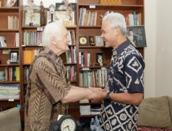 Meski Demokrasi Mundur, Romo Magnis Minta Ganjar Tetap Tegak Lurus kepada Kepentingan Bangsa dan Negara