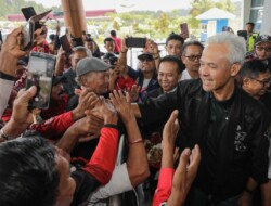 Tiba di Tana Toraja, Ganjar Disambut Ribuan Warga dan Tokoh Masyarakat