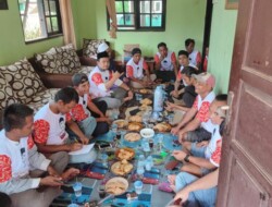 Di Pandelang Banten, Organ Relawan Almijan Sosialisasikan Ganjar Pranowo-Mahfud MD Door to Door