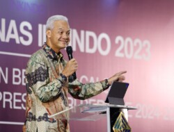 Ganjar tak Ambil Pusing Soal Hasil Survei, Tetap akan Terus Bertemu Rakyat