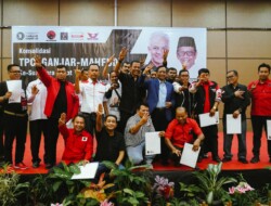 Intelektualitas Ganjar-Mahfud Dongkrak Elektabilitas di Sumbar, Makanya Ada Gerakan Matikan TV Saat Debat Capres