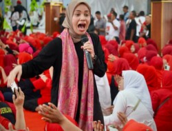 Dukungan Agar Siti Atikoh Ganjar Pranowo Jadi Ibu Negara Semakin Membesar
