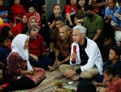 GANJAR Tidur di Rumah Warga Solo :  Kami Kangen Dipimpin Beliau