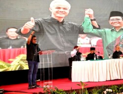 KH Ubaidillah Nilai Sholat Ganjar Bagus, dari Perilakunya Paling Pantas Memimpin Indonesia