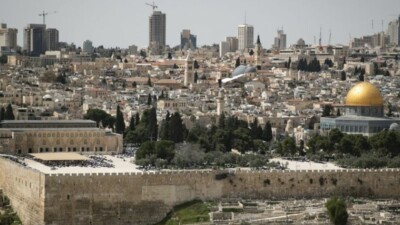 Kediaman Imam Masjid Al Aqsa Sheikh Ekrima Sabri Digeruduk Tentara Isreal, Alasannya Bangunan Ilegal
