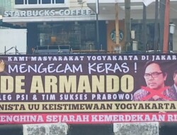 Masyarakat Yogyakarta di Jakarta Kecam Ade Armando PSI Lewat Spanduk