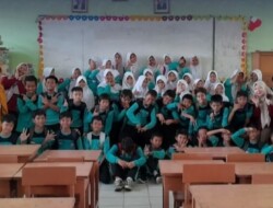 Penyuluh dari Kanwil Kemenkumham DKI Blusukan ke Cengkareng Beri Penyuluhan Hukum kepada Siswa Sekolah Dasar