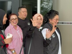 Siti Atikoh Ganjar Lanjutkan Safari Politik ke Sulawesi Utara, Masih Blusukan Tapi Minta Suara Ganjar-Mahfud Dikawal