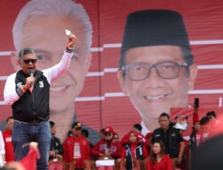Sekjen PDIP Kampanye di Lampung, Buka Kartu Ganjar Pranowo : Mengapa Diberi Gelar Presiden Rakyat