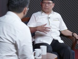 Menhan Prabowo Sampai Hari Ini Tidak Punya Buku Putih Pertahanan Indonesia, Bagaimana Tuh?