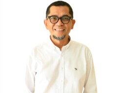 Miko Kamal Ingatkan Presiden Joko Widodo  tidak Paksakan Berpihak kepada Salah Satu Paslon Pilpres