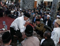 Sowan ke Ponpes Zawiyah Tarekat Tijaniyah Garut, Ganjar Pranowo Didoakan Jadi Presiden