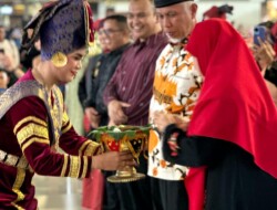 Kantor Penghubung Pemprop Sumbar Tampilkan Parade Seni dan Budaya Minang di Bandara Soeta