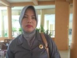 Tri Wahyuni, Berharap Pasar Ramadhan Mampu Mendongkrak Perekonomian Masyarakat Barsel