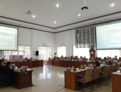 DPRD Barsel Bahas Finalisasi Rancangan Struktur KUA PPAS 2025 Pada Rapat Banggar
