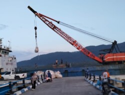 Dermaga Teluk Sulaiman Berau Ukir Sejarah Baru,Terima Kedatangan Kapal Kargo KM Karya Niaga