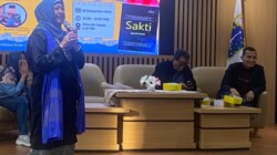 Bedah Buku Kumpulan Puisi Sakti Tiga Bahasa Sastri Bakry di TIM, Karya Penyair Berotak Kiri dan Kanan
