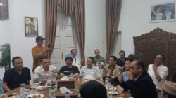 Silaturahmi Eksponen Reformasi 98 di Gedung Indo Jalito Batusangkar.