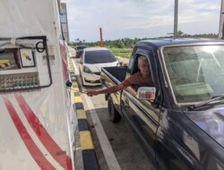 Arus Mudik Naik Tajam, Sampai Ahad Sudah 132.863 Kendaraan Masuk Tol Sumatera