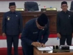 Pemerintah Kabupaten Barito Selatan Bersama DPRD Menggelar Rapat Paripurna ke-2 Masa Sidang I Tahun 2025