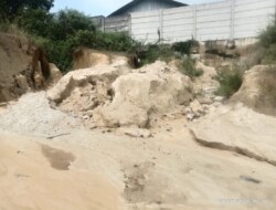 Pernapasan Terganggu ! Warga Keluhkan Kandang Ayam di Tengah Pemukiman,RT dan Pemuda Diduga Terima Setoran