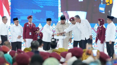 Presiden Prabowo Resmikan Sekolah Rakyat Tahap I, Akses Pendidikan bagi Keluarga Miskin