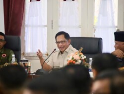 Mendagri Tito Akhiri Rapat Maraton Pemulihan Bencana di Sumbar, Empat Daerah Dapat Prioritas