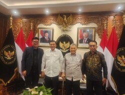 Satu 1/2 Jam Bersama Menko Polkam Djamari Chaniago : Orang Minang Jangan Takut Bangkit